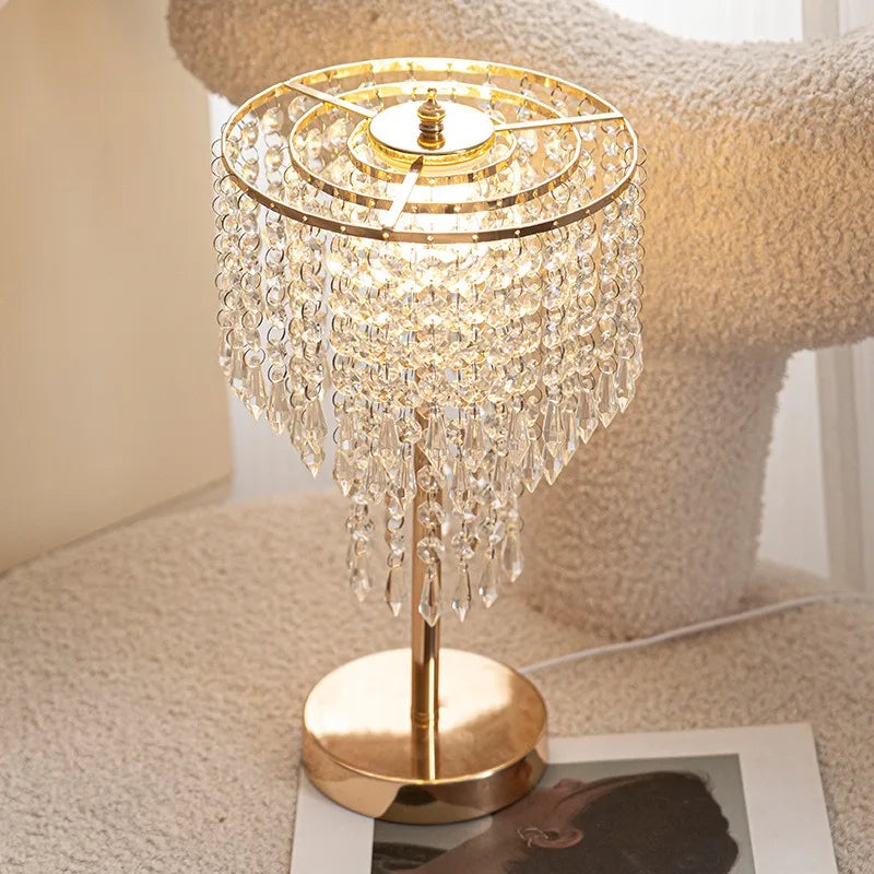 Modern minimalist LED European touch dimming coffee bar hotel bedroom decoration atmosphere crystal table lamp